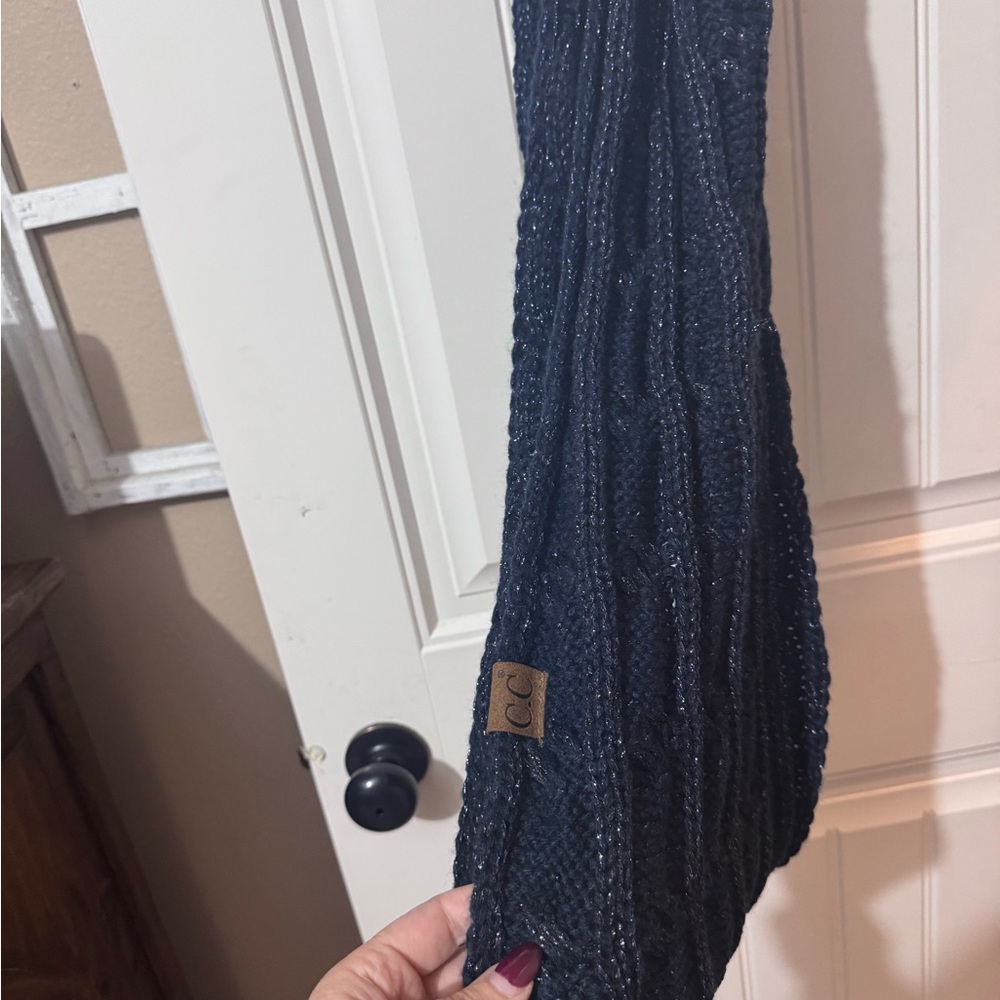 CC Navy Knit scarf